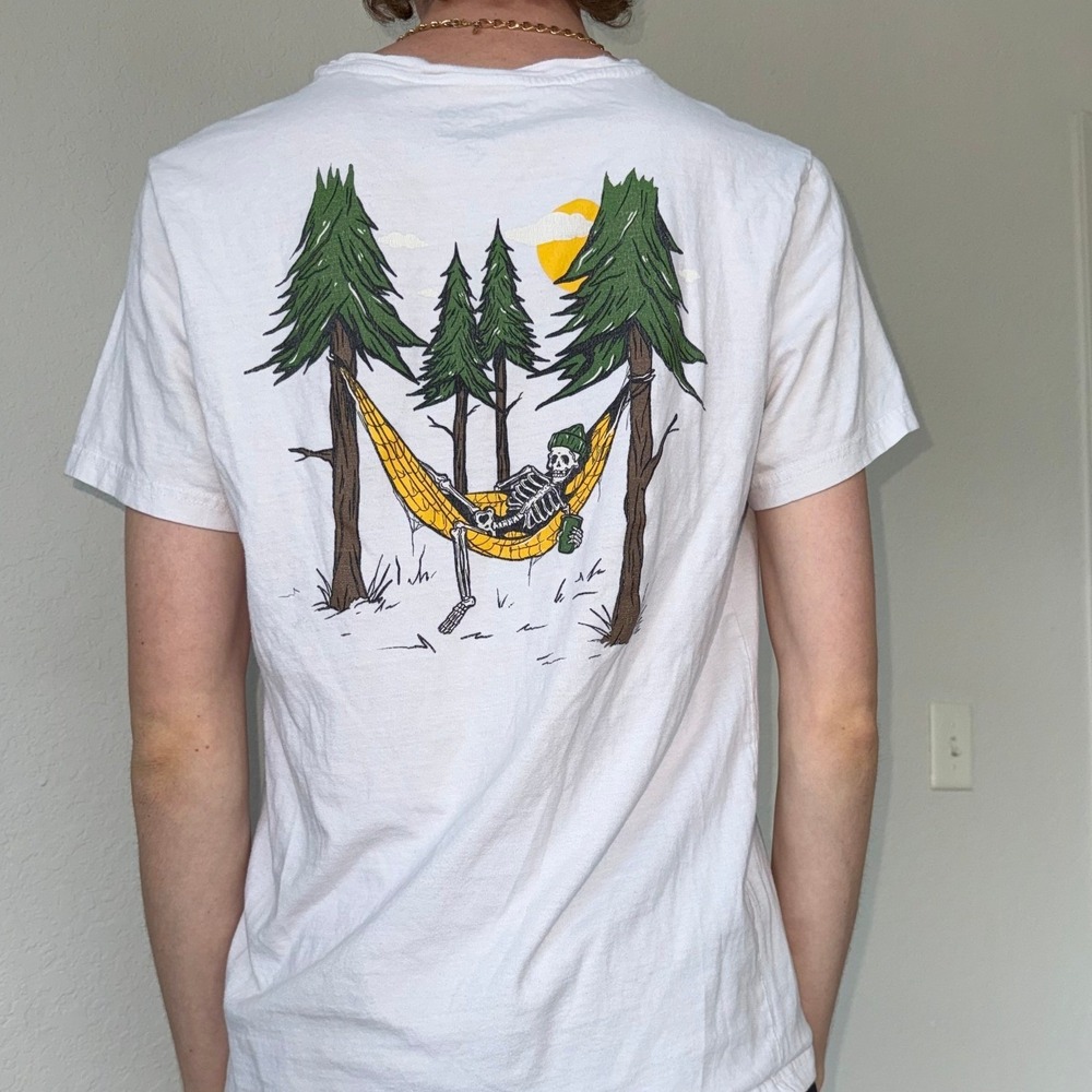 Taco Tuesday Skeleton Hammock Graphic Tee White Cotton Streetwear Grunge Medium